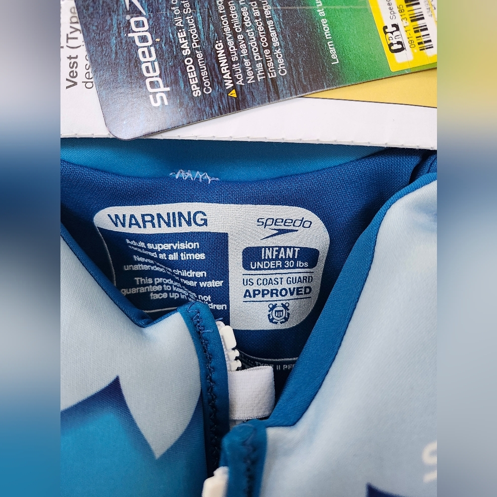 Speedo Blue and Yellow Life Vest Infant 30lbs New - Picture 7 of 8